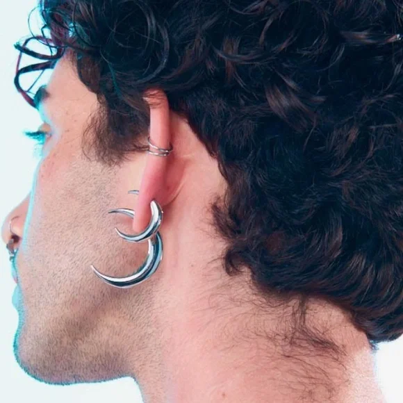 Studio cult Discontinued Gold Crescent Moon earrings NWOT - Picture 7 of 7